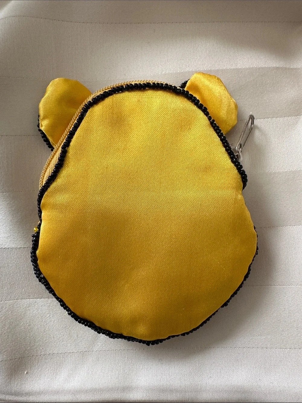 Walt Disney Winnie the Pooh coin purse beat it Winnie the Pooh coin bag